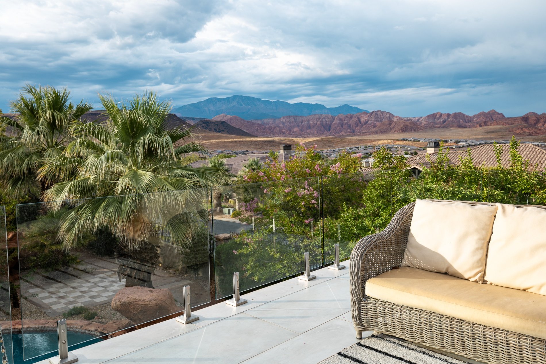 Deck Lounge View