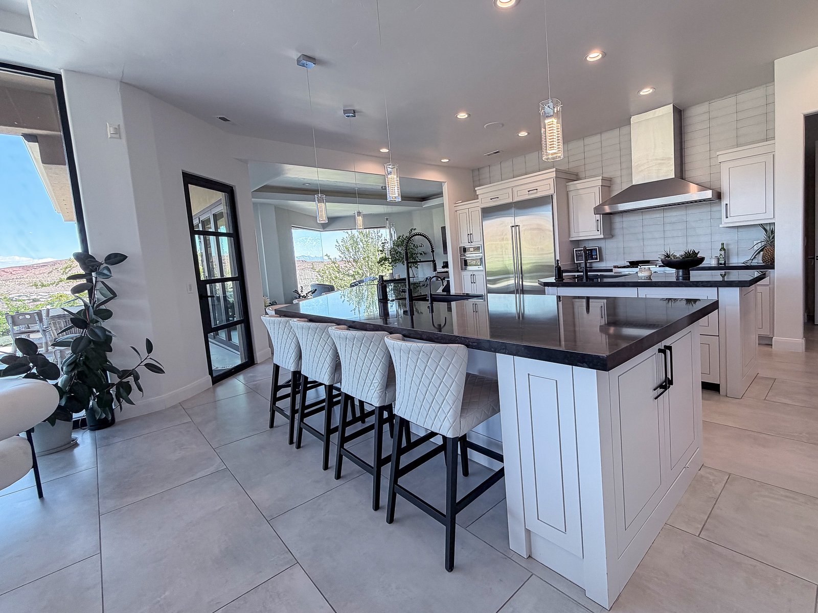 Kitchen Bar